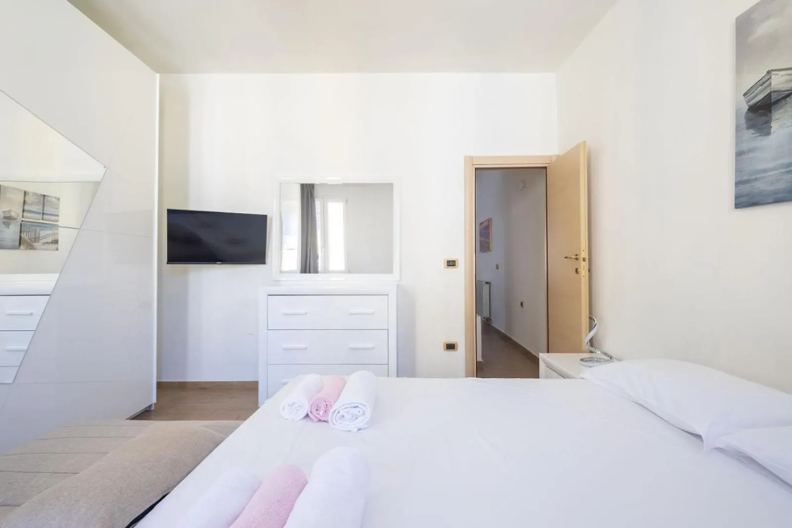 Suite Borgo Ognissanti 6 Guests Wi-Fi Florence Apartment