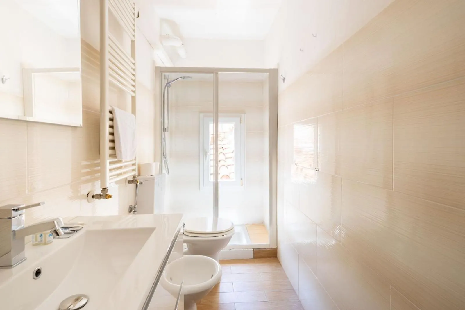 Suite Borgo Ognissanti 6 Guests Wi-Fi Florence Apartment