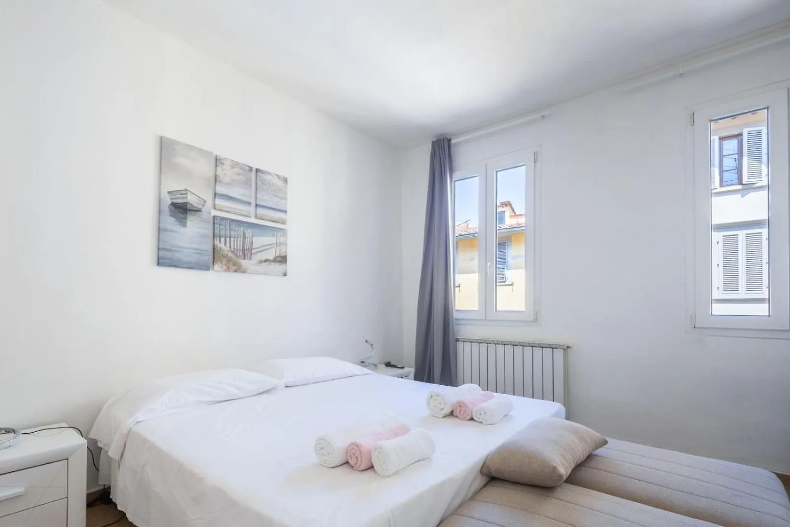 Suite Borgo Ognissanti 6 Guests Wi-Fi Florence Italy